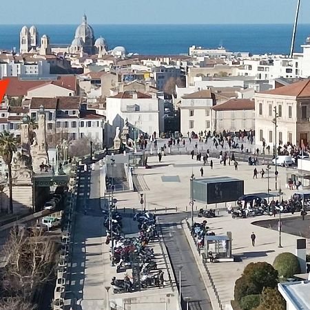 Appartement LA CASA DES PETITES MARIES terrasse clim wifi à Marseille Extérieur photo